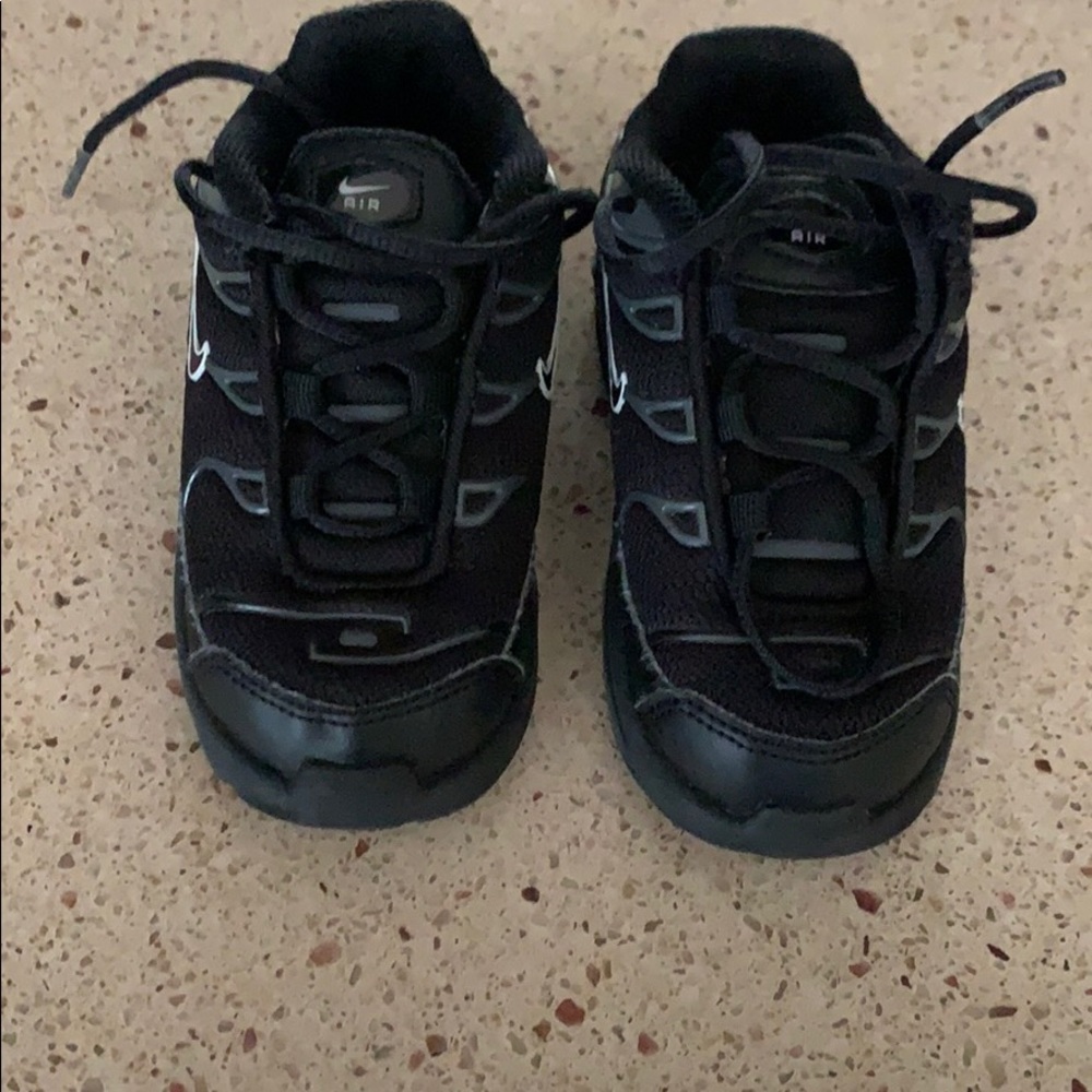 Black Air Max Toddler size